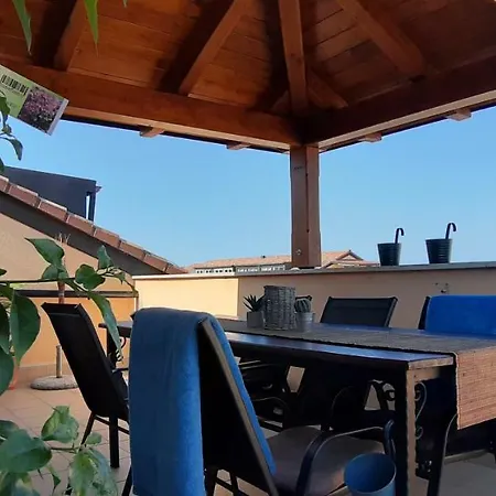 アパート Art Istra - Overlooking The Pool & Sea Gedići